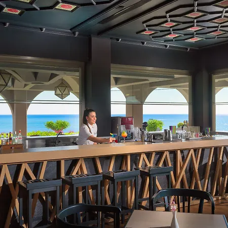 מלון Porto Angeli