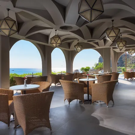 Porto Angeli מלון 5*